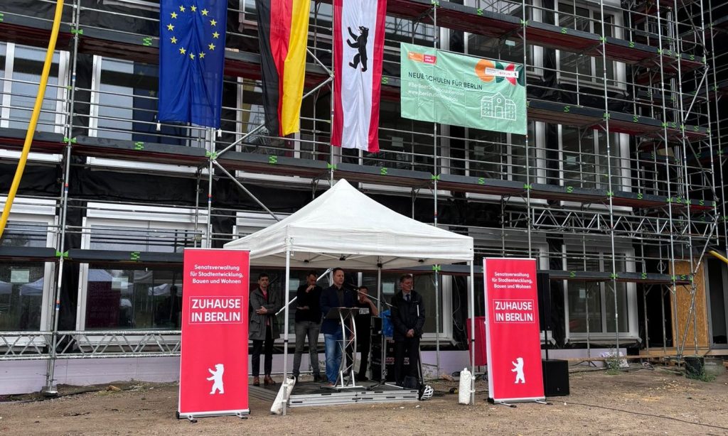 Richtfest ISS Mahlsdorf